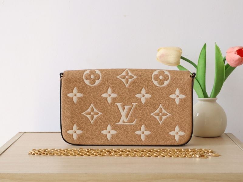 LV Purse